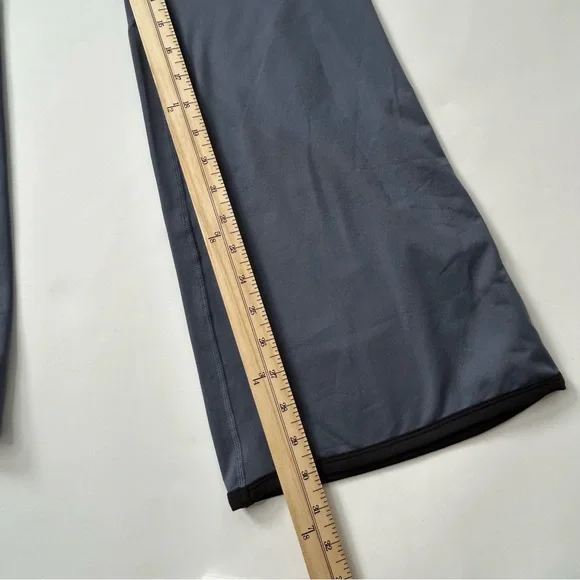 Free People Movement Flares Leg Yoga Pants Grey/Black Small NWOT - Picture 4 of 8